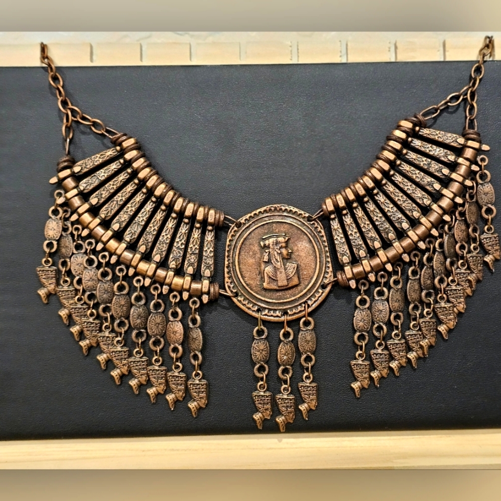 Amazing designer statement cleo+nefrtiti